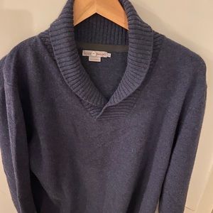 Cashmere Sweater. Navy.